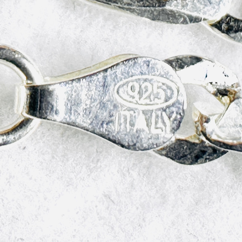 925 Italy Fígaro Bracelet - Sterling, 4.6mm wide, 8.5” long - Picture 3 of 3